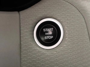 Внедорожник Land Rover Range Rover Velar 2019 года, 4019000 рублей, Тюмень