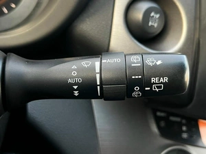Внедорожник Toyota RAV4 2011 года, 1399000 рублей, Ижевск