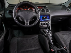 Хетчбэк Peugeot 308 2010 года, 484000 рублей, Воронеж