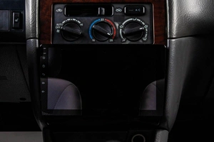 Седан Toyota Avensis 2000 года, 459000 рублей, Сургут