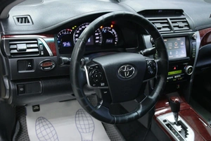 Седан Toyota Camry 2012 года, 1778000 рублей, Солонцы