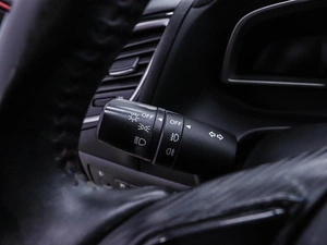 Хетчбэк Mazda 3 2015 года, 1400000 рублей, Красноярск