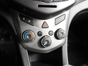 Седан Chevrolet Aveo 2014 года, 1380000 рублей, Воронеж