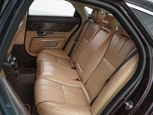 Седан Jaguar XJ 2013 года, 1527196 рублей, Москва