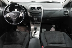 Седан Toyota Corolla 2007 года, 869000 рублей, Новокузнецк