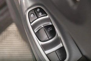 Внедорожник Nissan Juke 2010 года, 859000 рублей, Томск