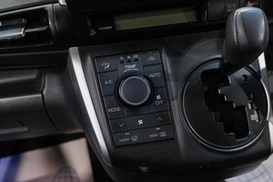 Минивэн Toyota Wish 2014 года, 1449000 рублей, Новокузнецк