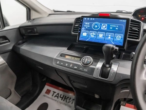 Минивэн Honda Freed 2009 года, 620000 рублей, Красноярск