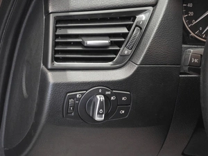 Внедорожник BMW X1 2013 года, 975000 рублей, Красноярск