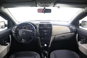Седан Renault Logan 2014 года, 550000 рублей, Брянск