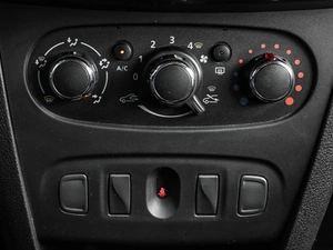 Седан Renault Logan 2021 года, 1239000 рублей, Кирилловка