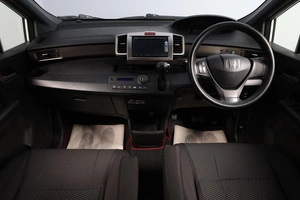 Минивэн Honda Freed 2015 года, 1279000 рублей, Новосибирск