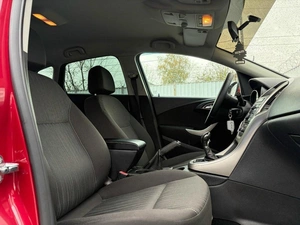 Хетчбэк Opel Astra 2011 года, 599000 рублей, Ижевск