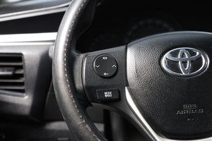 Седан Toyota Corolla 2013 года, 1289000 рублей, Новосибирск