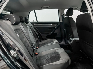 Хетчбэк Volkswagen Golf 2013 года, 1300000 рублей, Красноярск