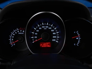 Хетчбэк Kia Rio 2014 года, 999999 рублей, Москва