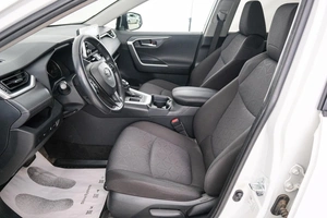 Внедорожник Toyota RAV4 2020 года, 3259000 рублей, Красноярск