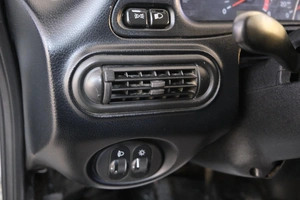 Внедорожник Chevrolet Niva 2013 года, 589000 рублей, Омск