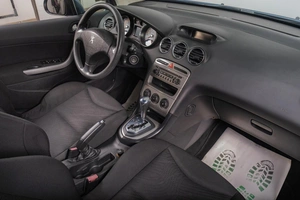 Хетчбэк Peugeot 308 2008 года, 569000 рублей, Томск