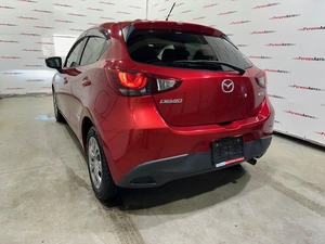 Хетчбэк Mazda Demio 2015 года, 1050000 рублей, Красноярск