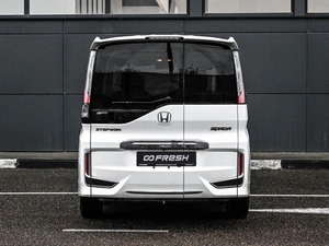 Минивэн Honda Stepwgn 2019 года, 2384000 рублей, Кирилловка