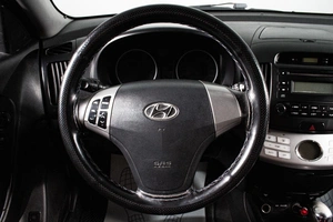 Седан Hyundai Elantra 2011 года, 669000 рублей, Сургут