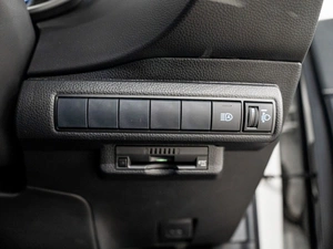 Седан Toyota Corolla 2019 года, 1700000 рублей, Красноярск