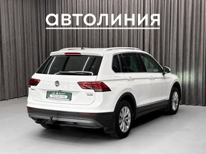 Внедорожник Volkswagen Tiguan 2016 года, 2149000 рублей, Красноярск