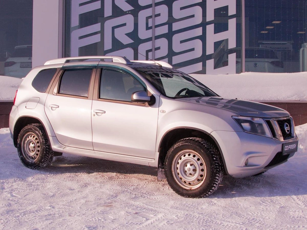 Внедорожник Nissan Terrano 2018 года, 1520000 рублей, Владимир