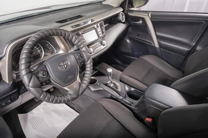Внедорожник Toyota RAV4 2014 года, 2299000 рублей, Томск