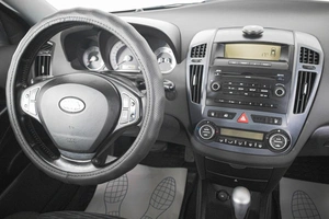 Универсал Kia Ceed 2008 года, 649000 рублей, Кемерово