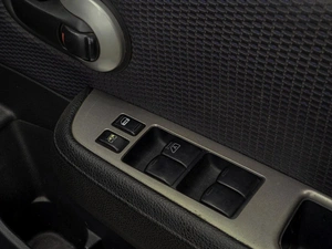 Хетчбэк Nissan Tiida 2005 года, 579000 рублей, Красноярск