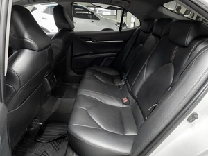 Седан Toyota Camry 2019 года, 2380000 рублей, Красноярск