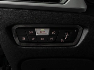 Седан BMW 3 серия 2019 года, 3499000 рублей, Тюмень