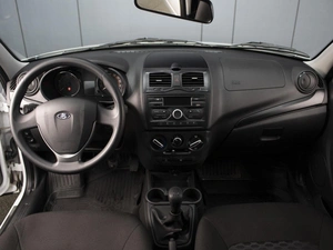 Седан ВАЗ (LADA) Granta 2023 года, 860000 рублей, Омск