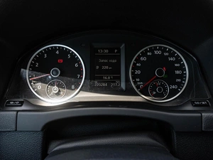 Внедорожник Volkswagen Tiguan 2016 года, 1950000 рублей, Краснодар