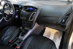 Хетчбэк Ford Focus 2012 года, 719000 рублей, Омск