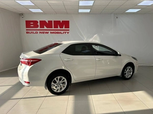 Седан Toyota Corolla 2018 года, 1885000 рублей, Смоленск