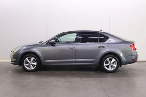 Универсал Skoda Octavia 2018 года, 1750000 рублей, Брянск