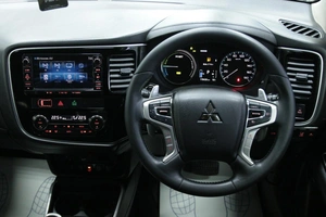 Внедорожник Mitsubishi Outlander 2016 года, 1998000 рублей, Солонцы