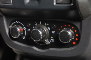 Внедорожник Renault Duster 2017 года, 899000 рублей, Новосибирск