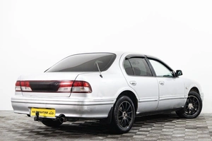 Седан Nissan Maxima 1998 года, 329000 рублей, Сургут