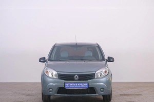 Хетчбэк Renault Sandero 2010 года, 389000 рублей, Омск