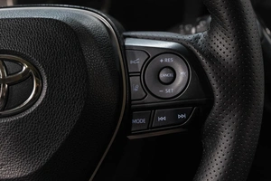 Седан Toyota Corolla 2019 года, 1599000 рублей, Новокузнецк