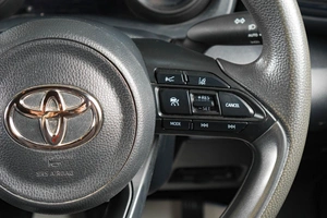 Хетчбэк Toyota Yaris 2020 года, 1529000 рублей, Тюмень