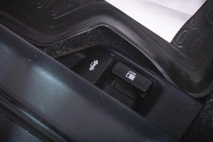 Седан Toyota Corolla 2011 года, 1089000 рублей, Томск