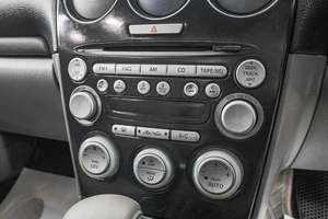 Седан Mazda Atenza 2002 года, 459000 рублей, Барнаул