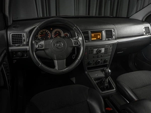 Седан Opel Vectra 2006 года, 349000 рублей, Тюмень