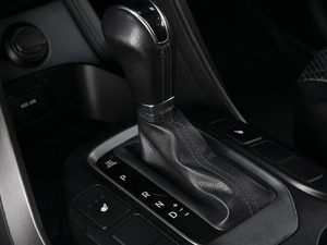 Внедорожник Hyundai Santa Fe 2012 года, 1800000 рублей, Омск