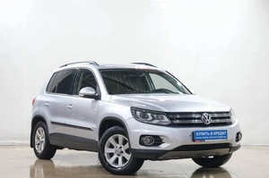 Внедорожник Volkswagen Tiguan 2012 года, 1539000 рублей, Новокузнецк